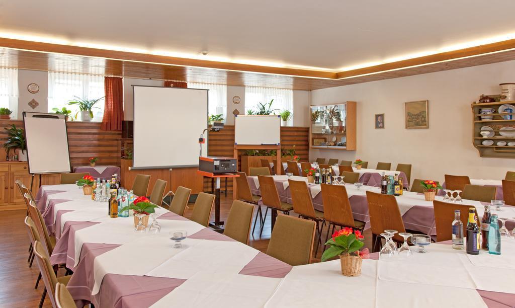 Hotel Jaegerhaus Titisee-Neustadt Exterior photo
